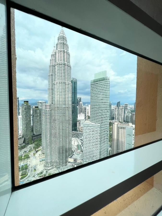 Sky Suites Klcc By Pnut Kuala Lumpur Exterior foto
